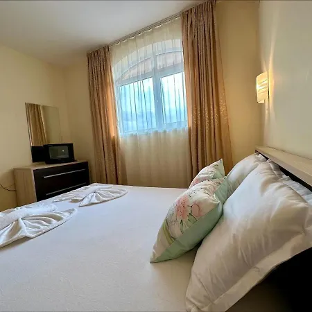Menada Sky Dreams Apartment